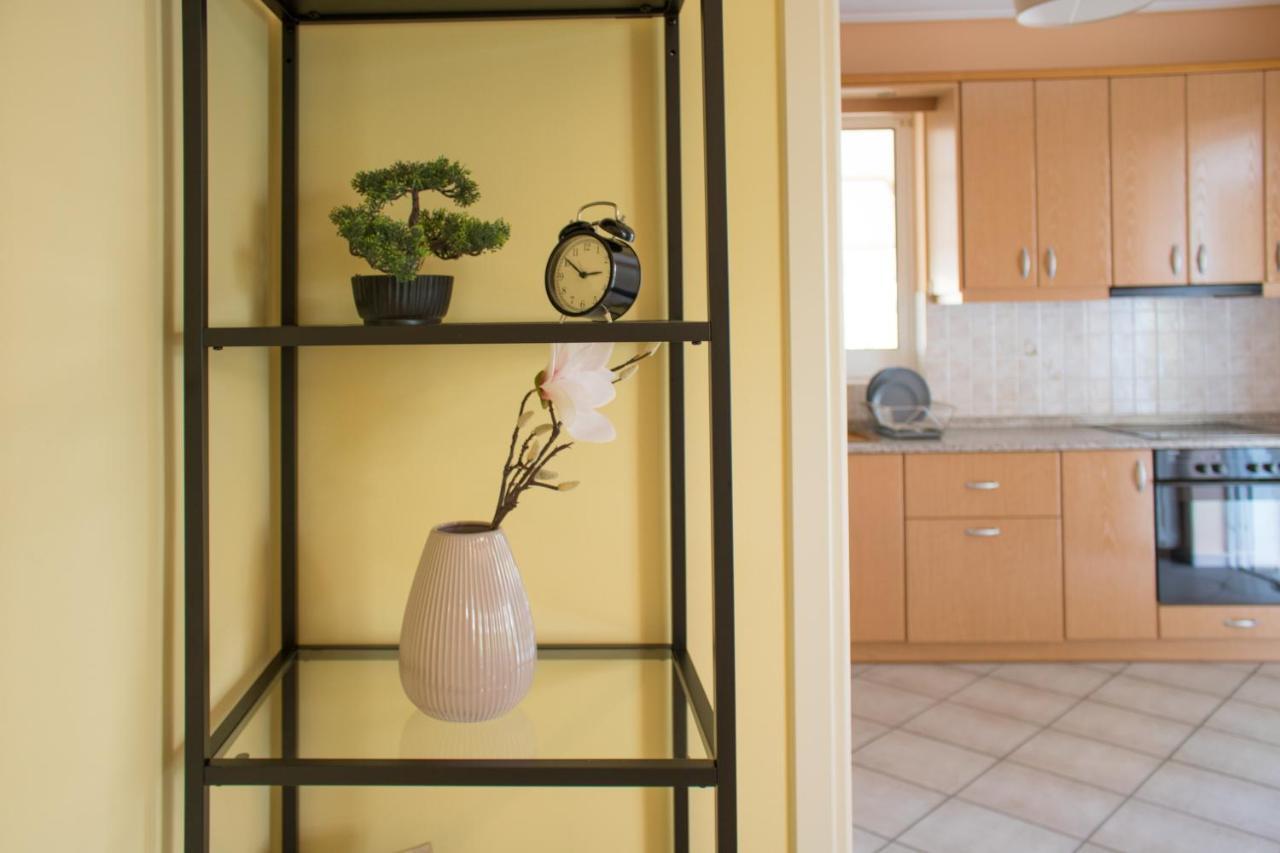 3 Bedroom Comfortable Apartment Gtd31506 Атина Екстериор снимка